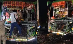 തൃശ്ശൂരില്‍ മിനി കണ്ടെയ്നര്‍ ലോറിക്ക് പിറകില്‍ ബസ് ഇടിച്ചുകയറി; അഞ്ചുപേരുടെ നില ഗുരുതരം; 23 പേര്‍ക്ക് പരിക്ക്