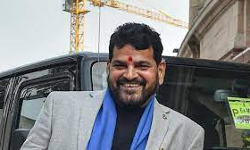 ബ്രിജ് ഭൂഷണിനെതിരെ 1000 പേജുള്ള കുറ്റപത്രം സമര്‍പ്പിച്ച് ഡല്‍ഹി പോലിസ്; പോക്‌സോ നിലനില്‍ക്കില്ല