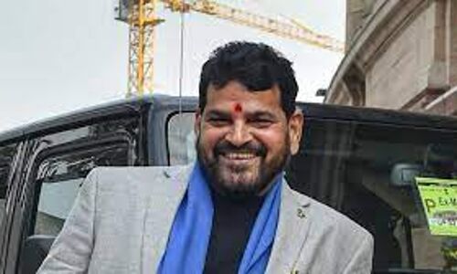 ബ്രിജ് ഭൂഷണിനെതിരെ 1000 പേജുള്ള കുറ്റപത്രം സമര്‍പ്പിച്ച് ഡല്‍ഹി പോലിസ്; പോക്‌സോ നിലനില്‍ക്കില്ല