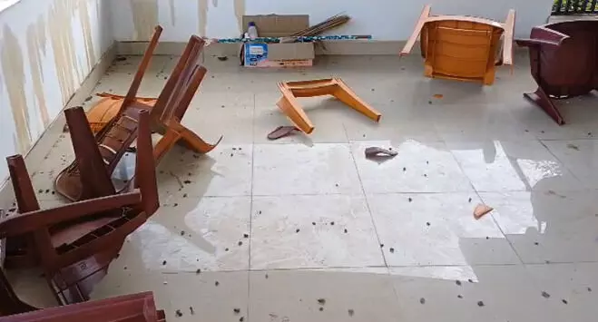 കണ്ണൂര്‍ തളിപ്പറമ്പില്‍ കോണ്‍ഗ്രസ് ഓഫിസ് അടിച്ചു തകര്‍ത്തു