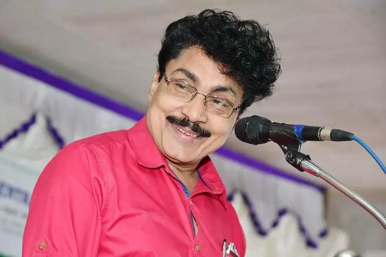 വിഭാഗീയത; പി കെ ശശിയെ സിപിഎം പാലക്കാട് ജില്ലാ സെക്രട്ടേറിയറ്റില്നിന്ന് തരംതാഴ്ത്തി വിഭാഗീയത; പി കെ ശശിയെ സിപിഎം പാലക്കാട് ജില്ലാ സെക്രട്ടേറിയറ്റില്നിന്ന് തരംതാഴ്ത്തി