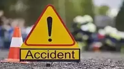 കോഴിക്കോട് ജീപ്പിടിച്ച് വിദ്യാര്ഥിനിക്ക് ദാരുണാന്ത്യം കോഴിക്കോട് ജീപ്പിടിച്ച് വിദ്യാര്ഥിനിക്ക് ദാരുണാന്ത്യം