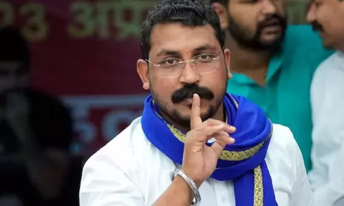 ചന്ദ്രശേഖര് ആസാദിനു നേരെ വെടിവയ്പ്: നാലുപേര് അറസ്റ്റില് ചന്ദ്രശേഖര് ആസാദിനു നേരെ വെടിവയ്പ്: നാലുപേര് അറസ്റ്റില്