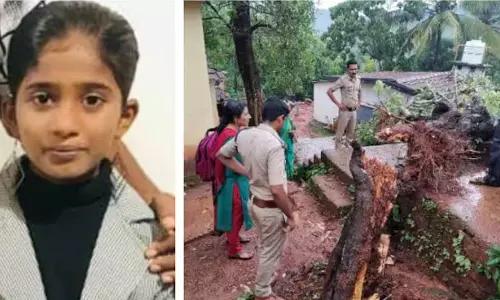 സ്‌കൂളില്‍ മരംപൊട്ടി വീണ് ആറാംക്ലാസ് വിദ്യാര്‍ഥിനി മരണപ്പെട്ടു