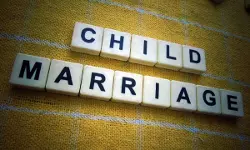 പാലക്കാട്ട് ക്ഷേത്രത്തിലെ ബാലവിവാഹം: വരന്‍ ഉള്‍പ്പെടെ മൂന്നുപേര്‍ക്കെതിരേ കേസ്