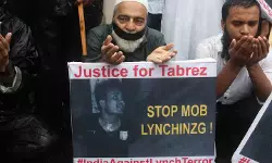 ജാര്ഖണ്ഡിലെ തല്ലിക്കൊല: 10 പ്രതികള്ക്ക് 10 വര്ഷം വീതം കഠിനതടവും പിഴയും ജാര്ഖണ്ഡിലെ തല്ലിക്കൊല: 10 പ്രതികള്ക്ക് 10 വര്ഷം വീതം കഠിനതടവും പിഴയും