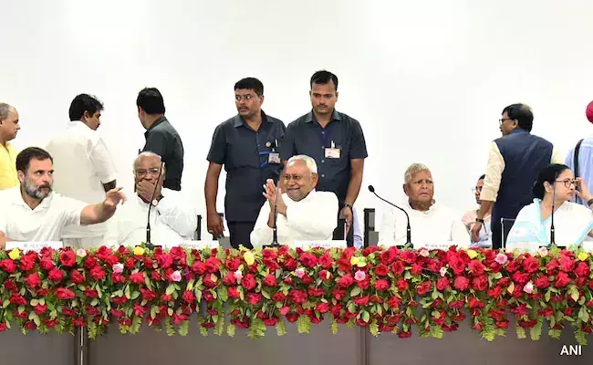 ലോക്‌സഭാ തിരഞ്ഞെടുപ്പ്; എന്‍ഡിഎ നേരിടാന്‍ പ്രതിപക്ഷ സഖ്യം തയ്യാര്‍; പേര് INDIA