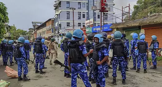 മണിപ്പൂരിലെ ഇന്റര്‍നെറ്റ് വിലക്ക് ഭാഗികമായി പിന്‍വലിച്ചു