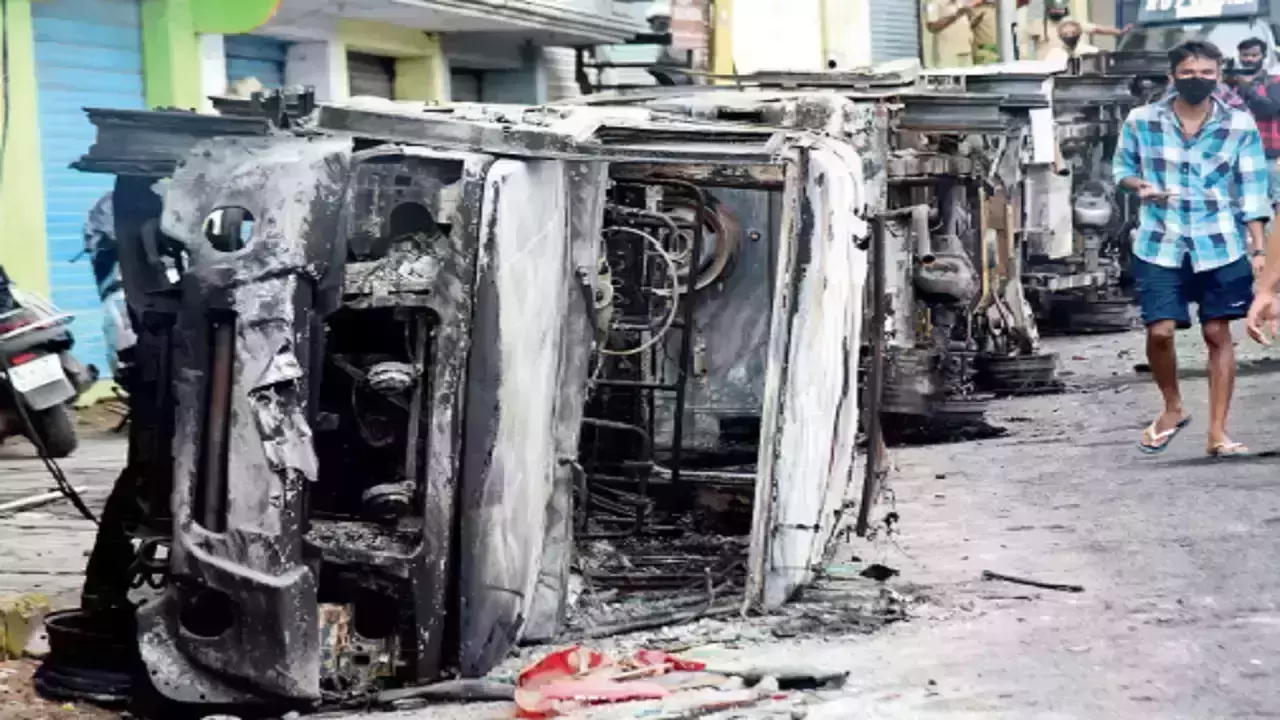 2020ലെ ബെംഗളൂരു സംഘര്‍ഷം;  കള്ളക്കേസുകള്‍ പിന്‍വലിക്കാന്‍ കര്‍ണാടക സര്‍ക്കാര്‍