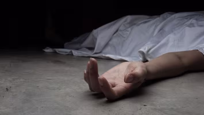 കൊച്ചി അമൃത ആശുപത്രിയിലെ വിദ്യാര്ത്ഥിനി തൂങ്ങി മരിച്ചു കൊച്ചി അമൃത ആശുപത്രിയിലെ വിദ്യാര്ത്ഥിനി തൂങ്ങി മരിച്ചു