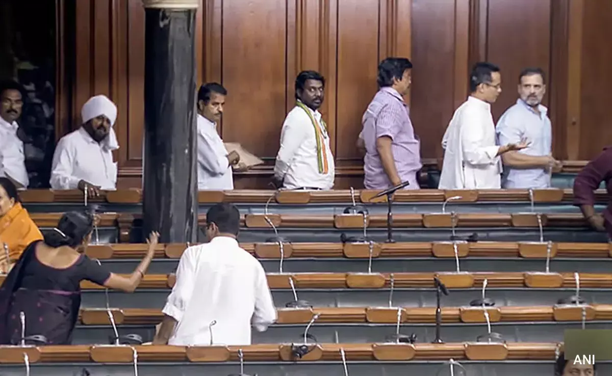 മണിപ്പൂര്‍ കലാപം: അവിശ്വാസപ്രമേയം തള്ളി; പ്രതിപക്ഷം ഇറങ്ങിപ്പോയി