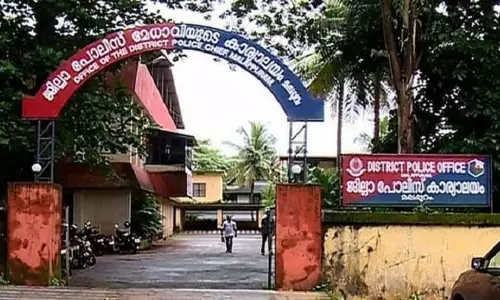 മലപ്പുറം ജില്ലയിലെ പോലിസ് നടപടികളില് ദുരൂഹതയെന്ന് ആക്ഷേപം; വ്യാപക പരാതി മലപ്പുറം ജില്ലയിലെ പോലിസ് നടപടികളില് ദുരൂഹതയെന്ന് ആക്ഷേപം; വ്യാപക പരാതി
