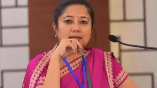 ബിജെപി നേതാവിനൊപ്പമുള്ള നഗ്നചിത്രങ്ങള് പ്രചരിച്ചതിനു പിന്നാലെ വനിതാ നേതാവ് മരിച്ച നിലയില് ബിജെപി നേതാവിനൊപ്പമുള്ള നഗ്നചിത്രങ്ങള് പ്രചരിച്ചതിനു പിന്നാലെ വനിതാ നേതാവ് മരിച്ച നിലയില്