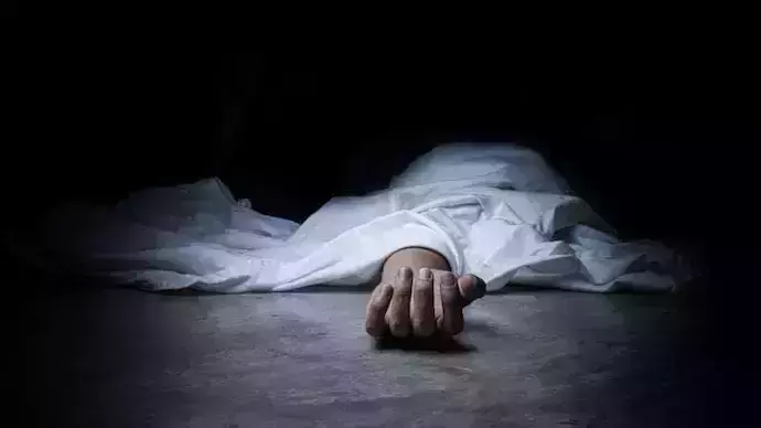 കായംകുളത്ത് പെണ്‍കുട്ടി ജീവനൊടുക്കിയതിന് കാരണം ബന്ധുവായ യുവാവെന്ന് ഭിന്നശേഷിക്കാരായ മാതാപിതാക്കള്‍