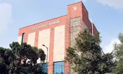 സുര്‍ജിത് ഭവനില്‍ പാര്‍ട്ടി ക്ലാസിനും ഡല്‍ഹി പോലിസിന്റെ വിലക്ക്