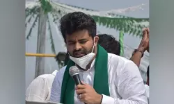 എച്ച്ഡി ദേവഗൗഡയുടെ പേരമകന്റെ എംപി സ്ഥാനം കര്‍ണാടക ഹൈക്കോടതി അയോഗ്യനാക്കി