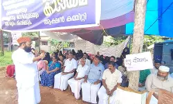 മുഴപ്പിലങ്ങാട് മഠം നടപ്പാത സമരത്തിന് ഐക്യദാര്‍ഢ്യം; എസ്ഡിപിഐ സംസ്ഥാന പ്രസിഡന്റ് സമരപ്പന്തല്‍ സന്ദര്‍ശിച്ചു