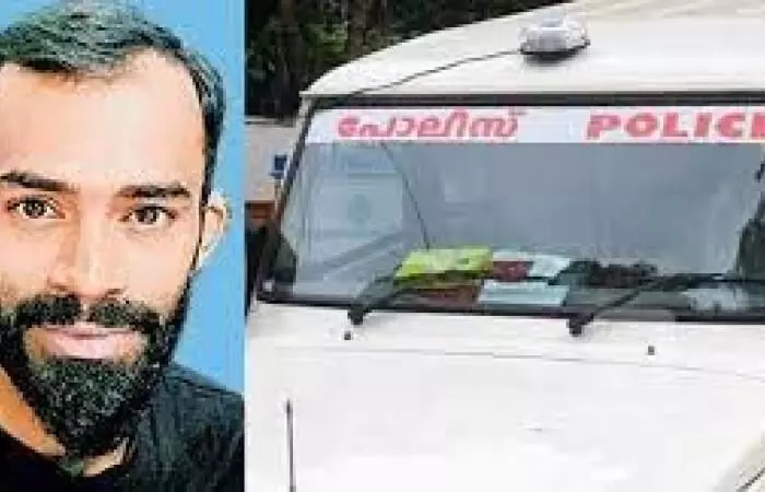 താമിര് ജിഫ്രിയുടെ കസ്റ്റഡി കൊലപാതക കേസ് സിബിഐ ഏറ്റെടുക്കണമെന്ന് ഹൈക്കോടതി താമിര് ജിഫ്രിയുടെ കസ്റ്റഡി കൊലപാതക കേസ് സിബിഐ ഏറ്റെടുക്കണമെന്ന് ഹൈക്കോടതി