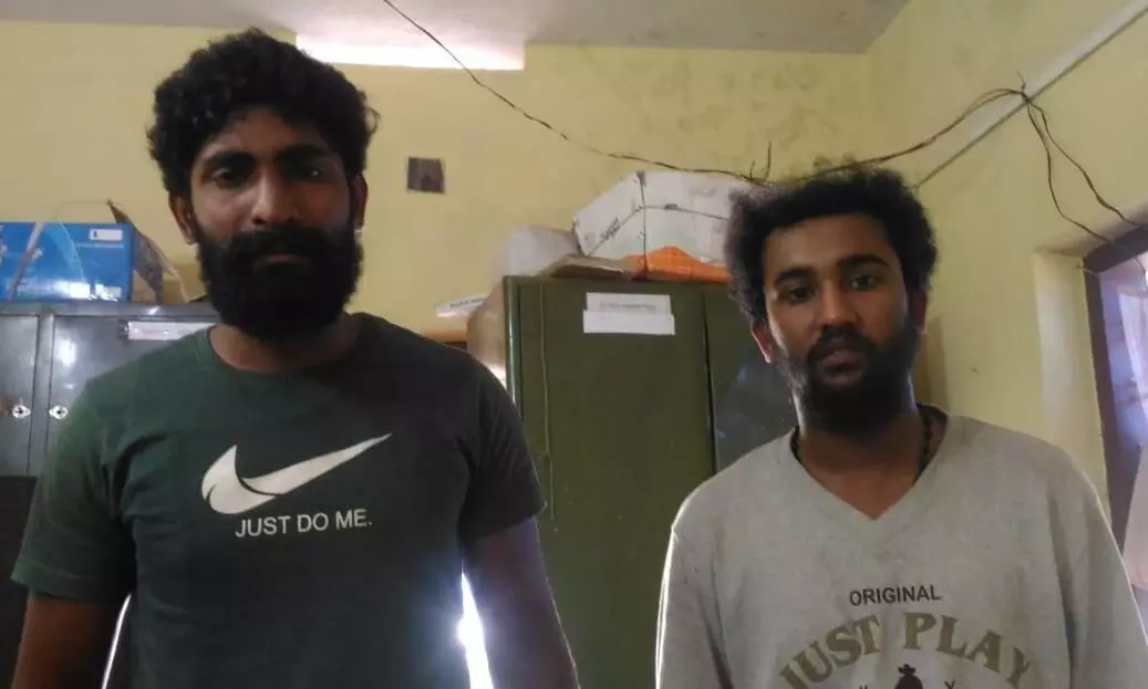 മയക്കുമരുന്ന് പിടികൂടിയ കേസില് രണ്ട് പ്രതികള്ക്കും 10 വര്ഷം കഠിനതടവും പിഴയും മയക്കുമരുന്ന് പിടികൂടിയ കേസില് രണ്ട് പ്രതികള്ക്കും 10 വര്ഷം കഠിനതടവും പിഴയും