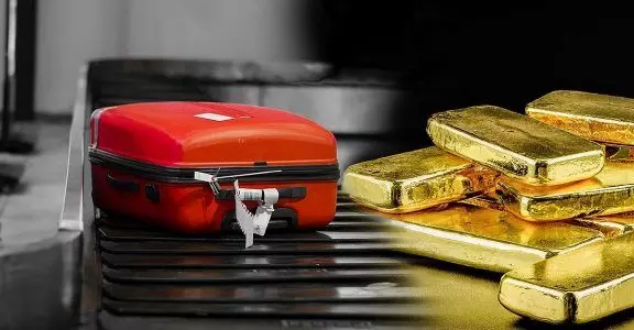 നയതന്ത്ര സ്വര്ണക്കടത്ത്: ഒളിവിലായിരുന്ന പ്രതി രതീഷിനെ അറസ്റ്റ് ചെയ്തു നയതന്ത്ര സ്വര്ണക്കടത്ത്: ഒളിവിലായിരുന്ന പ്രതി രതീഷിനെ അറസ്റ്റ് ചെയ്തു