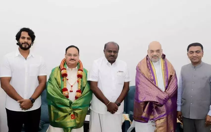 ജനതാദള് (എസ്) എന്ഡിഎയില് ചേര്ന്നു; തീരുമാനം കേരള ഘടകം തള്ളി ജനതാദള് (എസ്) എന്ഡിഎയില് ചേര്ന്നു; തീരുമാനം കേരള ഘടകം തള്ളി
