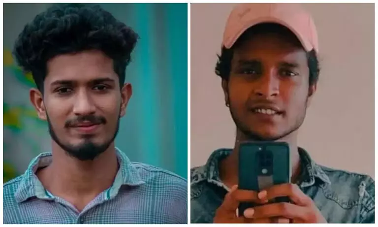 കരിങ്കരപ്പുള്ളിയില് പാടത്ത് കുഴിച്ചിട്ടത് കാണാതായ യുവാക്കളെ തന്നെ; സ്ഥലം ഉടമ പോലിസ് കസ്റ്റഡിയില് കരിങ്കരപ്പുള്ളിയില് പാടത്ത് കുഴിച്ചിട്ടത് കാണാതായ യുവാക്കളെ തന്നെ; സ്ഥലം ഉടമ പോലിസ് കസ്റ്റഡിയില്