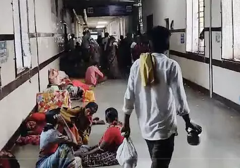 മഹാരാഷ്ട്രയില് വീണ്ടും കൂട്ട മരണം; സര്ക്കാര് ആശുപത്രിയില് 24 മണിക്കൂറിനിടെ 10 മരണം മഹാരാഷ്ട്രയില് വീണ്ടും കൂട്ട മരണം; സര്ക്കാര് ആശുപത്രിയില് 24 മണിക്കൂറിനിടെ 10 മരണം