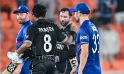 ലോകകപ്പില്‍ ക്ലാസ്സിക്ക് പക വീട്ടല്‍; ചാംപ്യന്‍മാരെ ഒമ്പത് വിക്കറ്റിന് തകര്‍ത്ത് കിവികള്‍ തുടങ്ങി