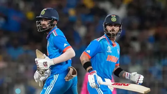 ചെപ്പോക്കില്‍ ഇന്ത്യ; രാഹുലും കോഹ്‌ലിയും ലോകകപ്പില്‍ ഇന്ത്യയെ കരകയറ്റി