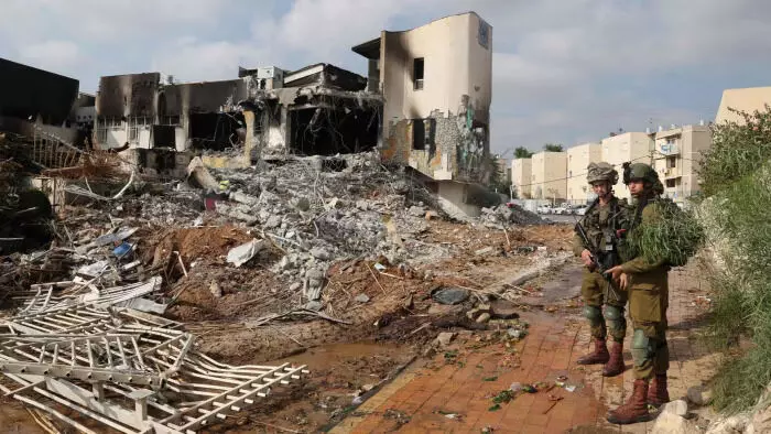 ഇസ്രായേല് - ഫലസ്തീന് സംഘര്ഷം; 700 ഇസ്രായേലികള് കൊല്ലപ്പെട്ടു ഇസ്രായേല് - ഫലസ്തീന് സംഘര്ഷം; 700 ഇസ്രായേലികള് കൊല്ലപ്പെട്ടു