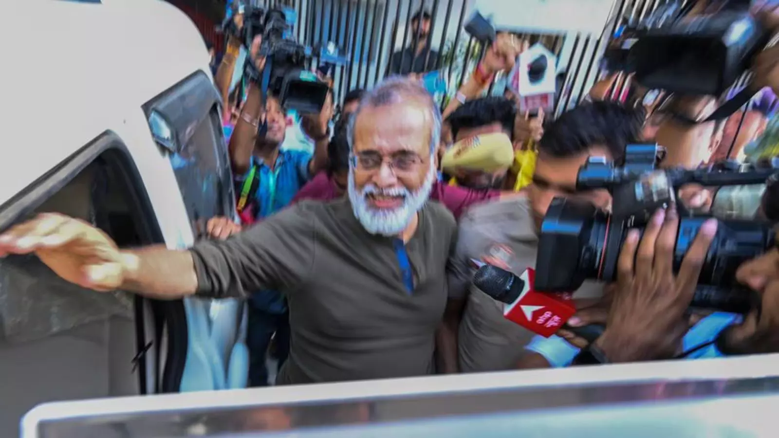 ന്യൂസ് ക്ലിക്കിനെതിരെ സിബിഐ അന്വേഷണം; വിദേശ സംഭാവന സ്വീകരിച്ചതിലെ ചട്ടലംഘനം അന്വേഷിക്കും