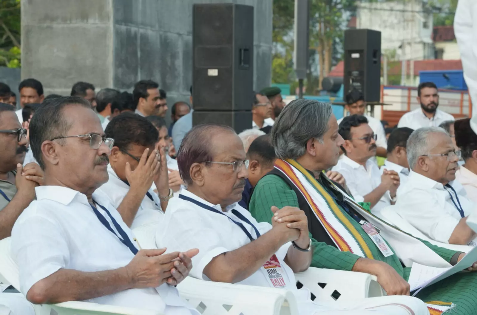 കലമുടച്ച് ആഗോളപൗരന്; മഹാറാലി നേട്ടമാക്കാനാവാതെ ലീഗ്, ഭീകരപ്രസംഗം വെട്ടി പാര്ട്ടി പത്രം കലമുടച്ച് ആഗോളപൗരന്; മഹാറാലി നേട്ടമാക്കാനാവാതെ ലീഗ്, ഭീകരപ്രസംഗം വെട്ടി പാര്ട്ടി പത്രം
