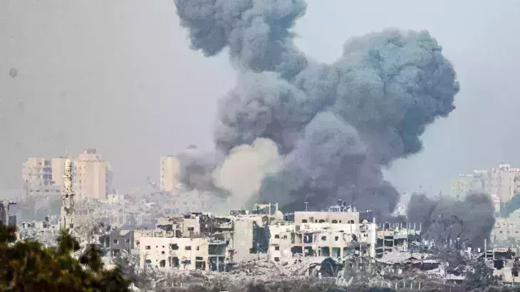 ആക്രമണം തുടര്ന്ന് ഇസ്രായേല്, ഗസ ഒറ്റപ്പെട്ടു; മരണം 8000 കടന്നു ആക്രമണം തുടര്ന്ന് ഇസ്രായേല്, ഗസ ഒറ്റപ്പെട്ടു; മരണം 8000 കടന്നു