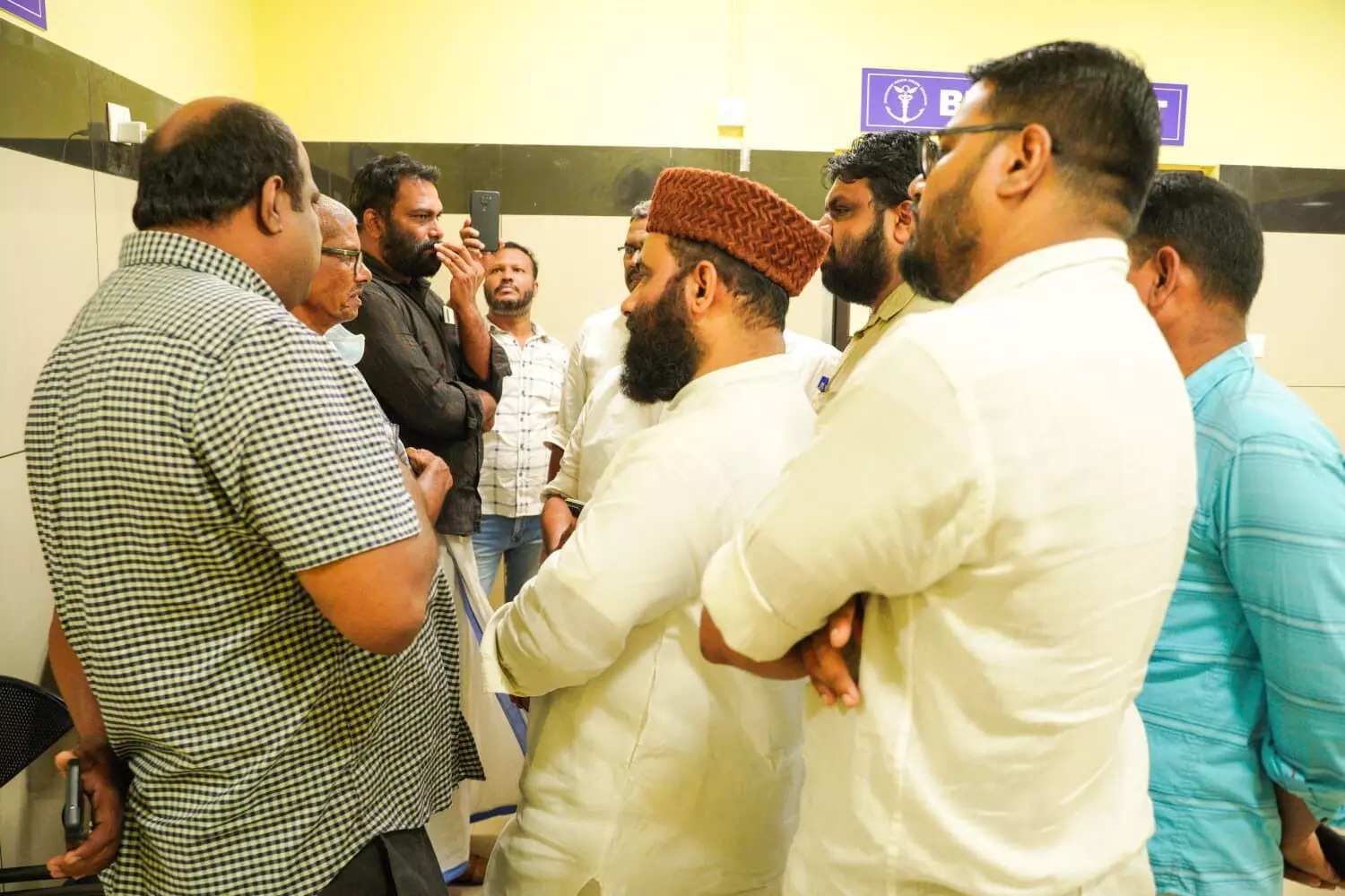 കളമശ്ശേരി ബോംബ് സ്‌ഫോടനം: പരിക്കേറ്റവരെ എസ്ഡിപിഐ നേതാക്കള്‍ സന്ദര്‍ശിച്ചു