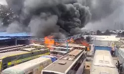 ബെംഗളൂരുവിലെ ഡിപ്പോയില്‍ വന്‍ തീപിടിത്തം; 18 ബസുകള്‍ കത്തിനശിച്ചു