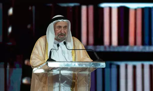 ഷാര്‍ജ രാജ്യാന്തര പുസ്തകമേളയ്ക്ക് വര്‍ണാഭമായ തുടക്കം