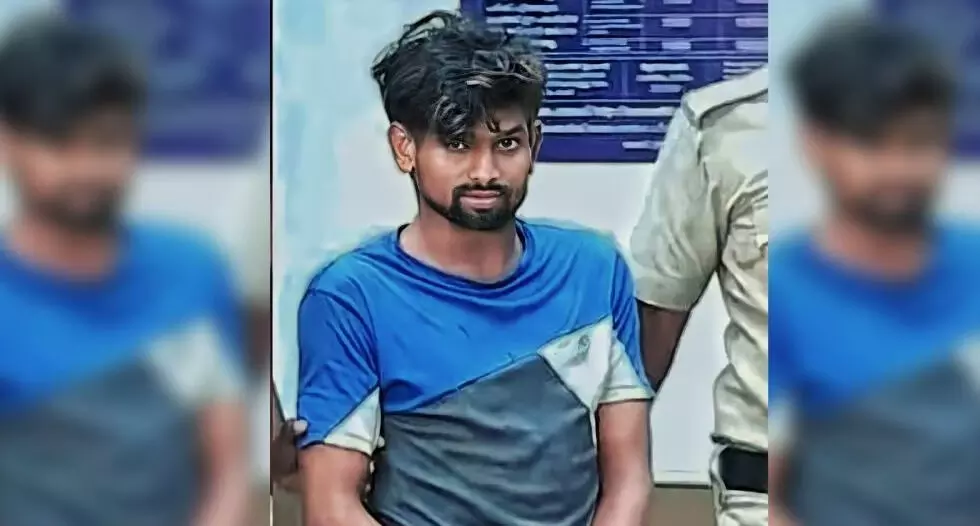 ആലുവയില് അഞ്ചുവയസ്സുകാരിയെ പീഡിപ്പിച്ച് കൊലപ്പെടുത്തിയ സംഭവം: പ്രതി കുറ്റക്കാരനെന്ന് കോടതി, നൂറാം ദിവസം വിധി ആലുവയില് അഞ്ചുവയസ്സുകാരിയെ പീഡിപ്പിച്ച് കൊലപ്പെടുത്തിയ സംഭവം: പ്രതി കുറ്റക്കാരനെന്ന് കോടതി, നൂറാം ദിവസം വിധി
