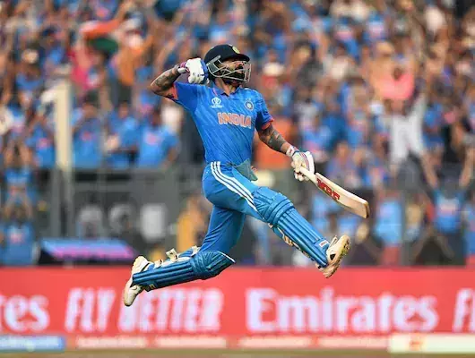 വാങ്കഡെയില് ബാറ്റിങ് വെടിക്കെട്ടുമായി കോഹ്ലിയും ശ്രേയസും; കൂറ്റന് സ്കോറുമായി ഇന്ത്യ വാങ്കഡെയില് ബാറ്റിങ് വെടിക്കെട്ടുമായി കോഹ്ലിയും ശ്രേയസും; കൂറ്റന് സ്കോറുമായി ഇന്ത്യ