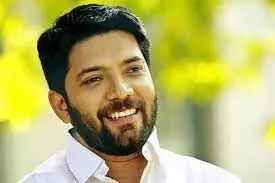 കുഴല്പ്പണക്കടത്ത് കേസ് പ്രതി രാജ്യസ്നേഹം പഠിപ്പിക്കേണ്ട; കെ സുരേന്ദ്രനെതിരെ ഷാഫി പറമ്പില് കുഴല്പ്പണക്കടത്ത് കേസ് പ്രതി രാജ്യസ്നേഹം പഠിപ്പിക്കേണ്ട; കെ സുരേന്ദ്രനെതിരെ ഷാഫി പറമ്പില്