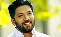 കുഴല്‍പ്പണക്കടത്ത് കേസ് പ്രതി രാജ്യസ്‌നേഹം പഠിപ്പിക്കേണ്ട; കെ സുരേന്ദ്രനെതിരെ ഷാഫി പറമ്പില്‍