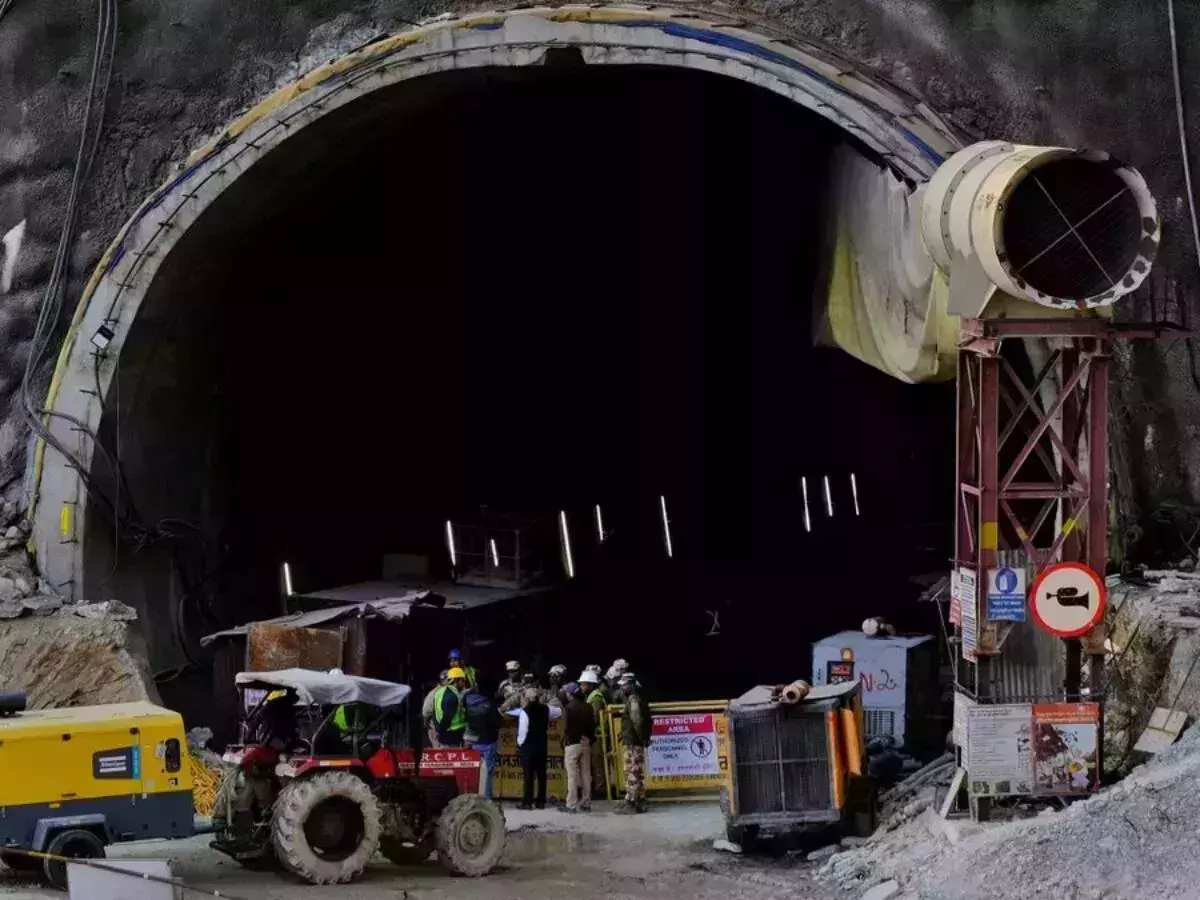 ഉത്തരാഖണ്ഡിലെ ടണലില്‍ കുടുങ്ങിയവര്‍ക്കായുള്ള രക്ഷാദൗത്യം മൂന്ന് മണിക്കൂര്‍ വൈകും