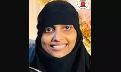 ഉംറ കഴിഞ്ഞു മടങ്ങവേ കോഴിക്കോട് സ്വദേശിനി വിമാനത്തിനുള്ളില്‍ മരണപ്പെട്ടു