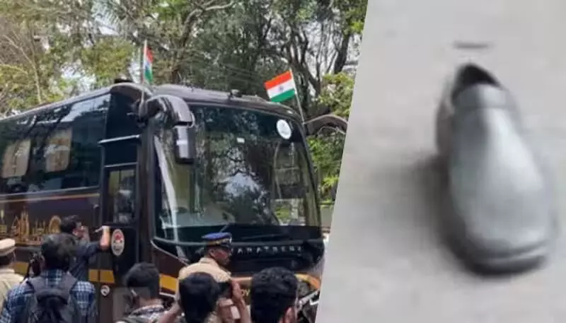 നവകേരള ബസിനുനേരെ ഷൂ ഏറ്; കെഎസ്യു പ്രവര്ത്തകര്ക്കെതിരെ നരഹത്യാ ശ്രമത്തിന് കേസ് നവകേരള ബസിനുനേരെ ഷൂ ഏറ്; കെഎസ്യു പ്രവര്ത്തകര്ക്കെതിരെ നരഹത്യാ ശ്രമത്തിന് കേസ്