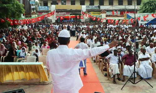 രക്തസാക്ഷിത്വം ജനാധിപത്യ പോരാട്ടങ്ങള്‍ക്ക് ഊര്‍ജം പകരും: പി അബ്ദുല്‍ മജീദ് ഫൈസി