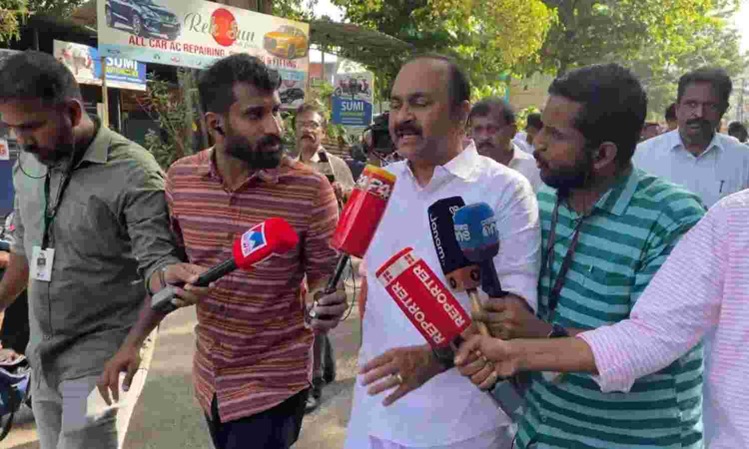 എണ്ണിയെണ്ണി തിരിച്ചടിക്കും; കല്യാശ്ശേരിയില് നിന്ന് തുടങ്ങും: വി ഡി സതീശന് എണ്ണിയെണ്ണി തിരിച്ചടിക്കും; കല്യാശ്ശേരിയില് നിന്ന് തുടങ്ങും: വി ഡി സതീശന്