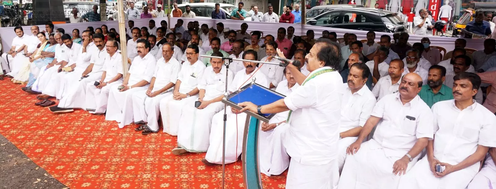 ഏകാധിപതിയാവാന്‍ മോദി ശ്രമിക്കുന്നു: രമേശ് ചെന്നിത്തല