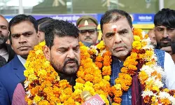 ഗുസ്തി ഫെഡറേഷന്‍ ഭരണ സമിതിയെ സസ്‌പെന്‍ഡ് ചെയ്ത് കായിക മന്ത്രാലയം