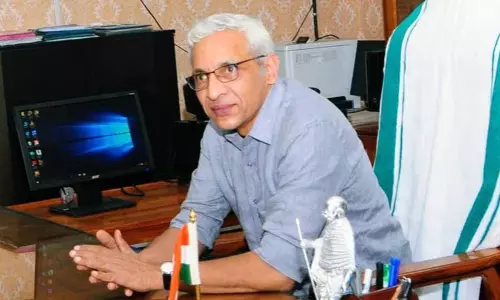 കണ്ണൂര്‍ വിസി നിയമനം റദ്ദാക്കിയതിനെതിരേ സര്‍ക്കാര്‍ പുനപ്പരിശോധനാ ഹരജിയുമായി സുപ്രിംകോടതിയില്‍