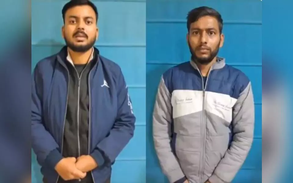 മുസ് ലിം പേരില് വ്യാജ ഐഡിയുണ്ടാക്കി രാമക്ഷേത്രം ബോംബ് വച്ച് തകര്ക്കുമെന്ന് ഭീഷണി; യുപിയില് രണ്ടുപേര് അറസ്റ്റില് മുസ് ലിം പേരില് വ്യാജ ഐഡിയുണ്ടാക്കി രാമക്ഷേത്രം ബോംബ് വച്ച് തകര്ക്കുമെന്ന് ഭീഷണി; യുപിയില് രണ്ടുപേര് അറസ്റ്റില്
