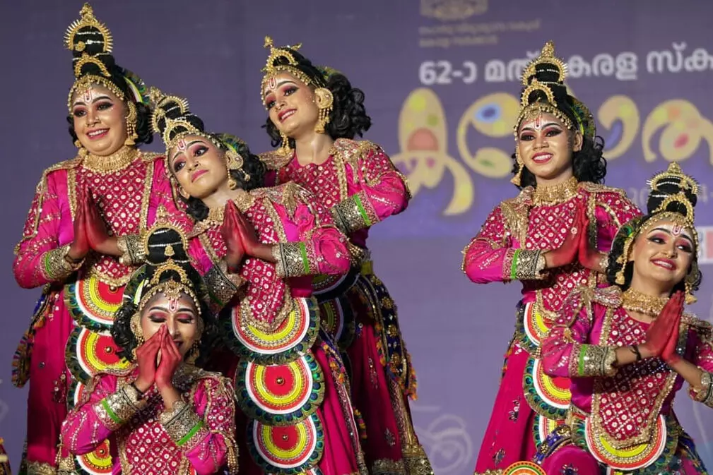 നാടകീയാന്ത്യം; കപ്പ് റാഞ്ചി കണ്ണൂര് നാടകീയാന്ത്യം; കപ്പ് റാഞ്ചി കണ്ണൂര്